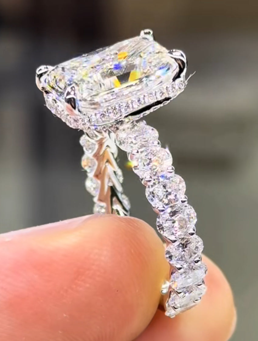 Radiant 5MM Oval Brilliant Sides