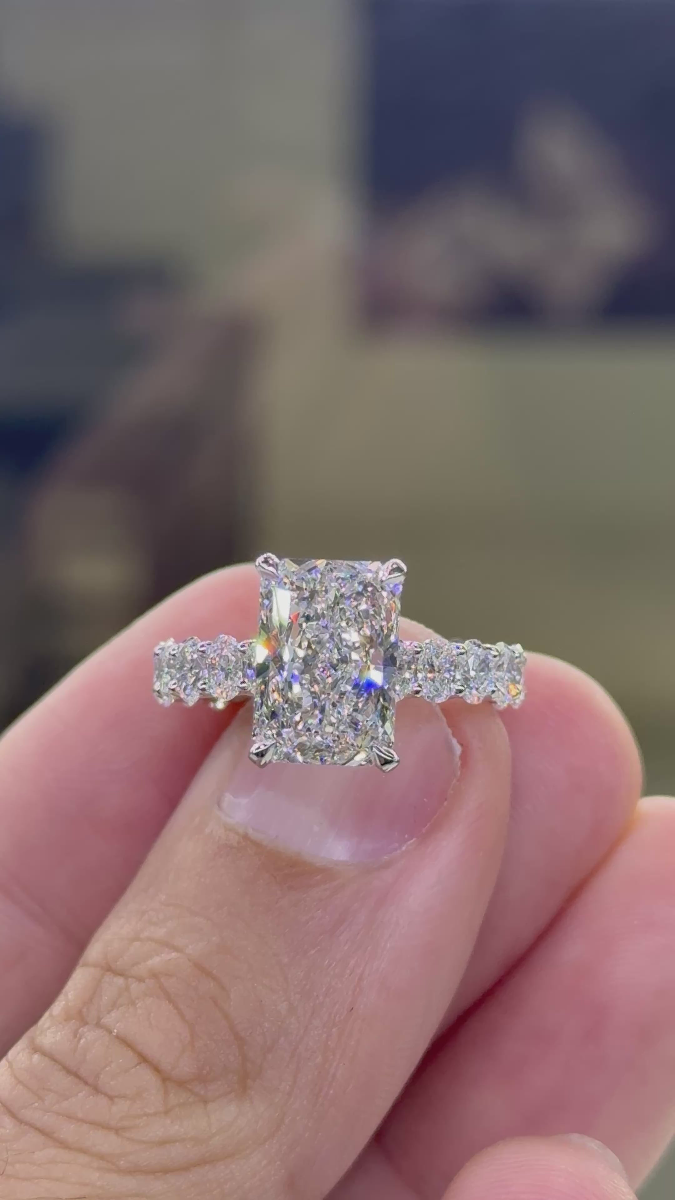 The Gabriella Radiant 4MM Oval Brilliant Sides